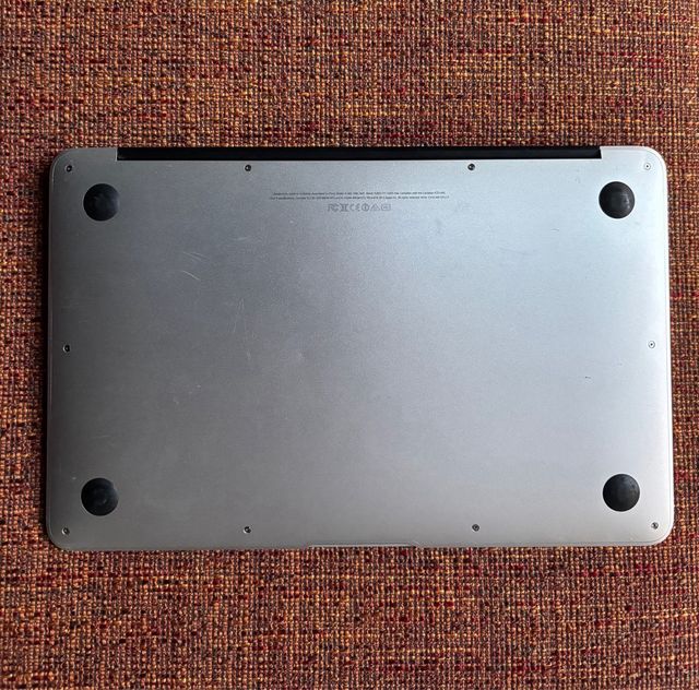 MacBook Air 13” i7 / 8GB RAM / 500GB SSD