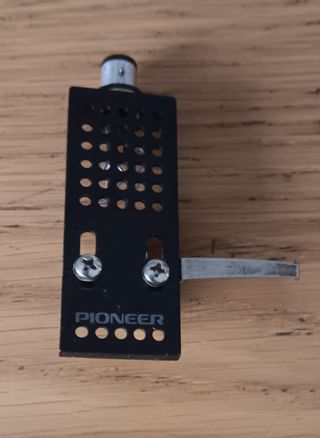 Cápsula Pioneer PC135 con aguja y portacápsulas