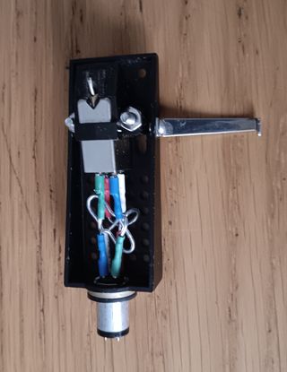 Cápsula Pioneer PC135 con aguja y portacápsulas