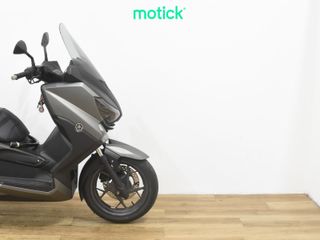 YAMAHA XMAX 125