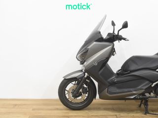 YAMAHA XMAX 125