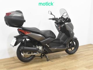 YAMAHA XMAX 125