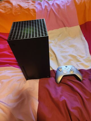 Xbox Series X 1TB + Mando Edición Especial