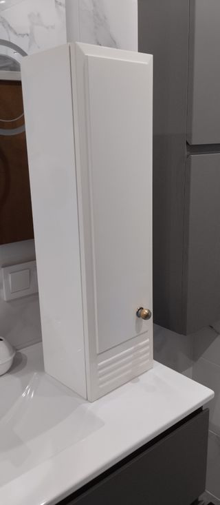 Armarios baño madera lacada