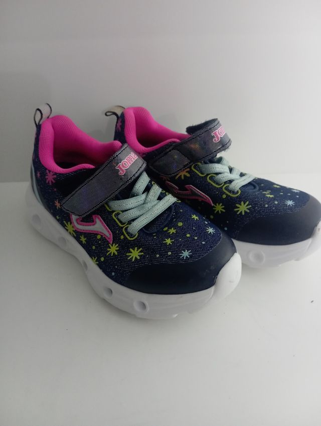 Zapatillas luces talla 32,28 y 26