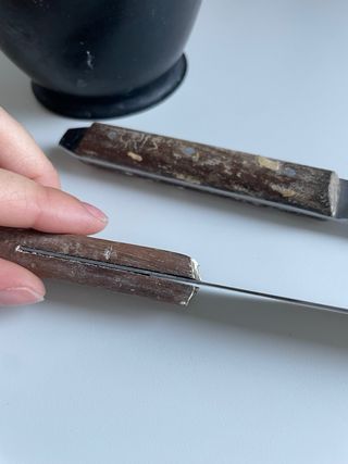 Tazón, cuchillo y espátula de escayola prótesis 
