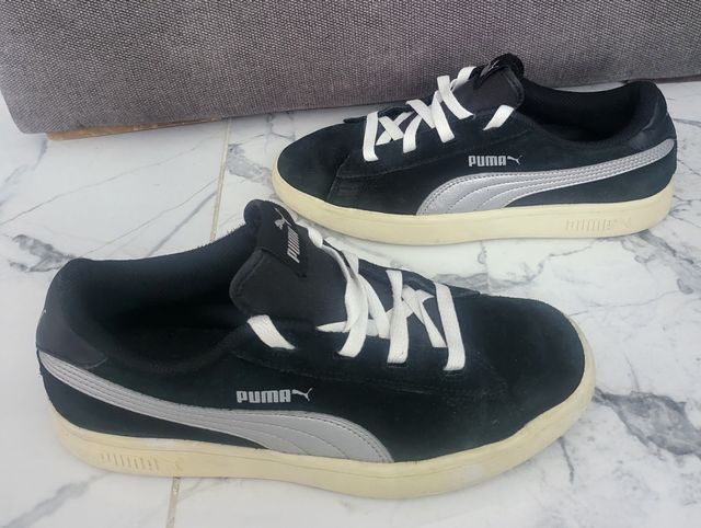 Zapatillas Puma Negras y Plateadas