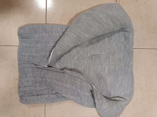 Saco de bebe para carro gris