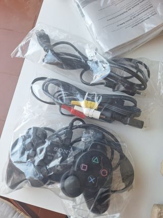 PS3 Slim 160GB + TV Bravía 19 Blanca