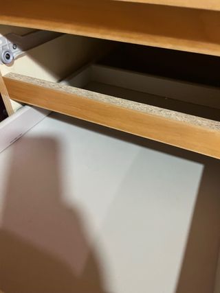 Mesitas de noche y cómodas altas