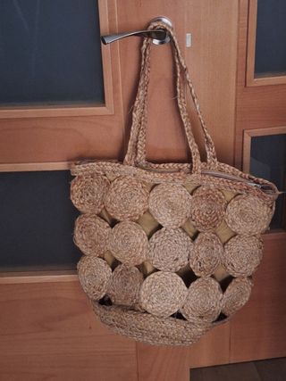 Bolso de yute tejido