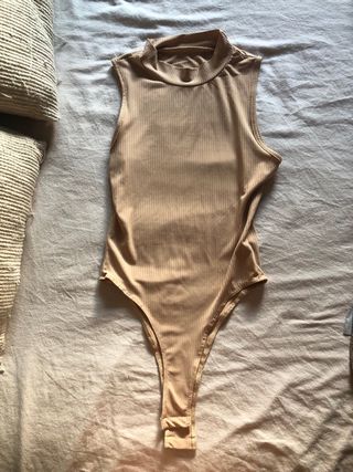 Body mujer cuello alto sin mangas