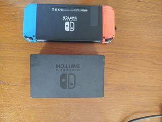 Nintendo Switch Azul/Rojo + Accesorios y juegos