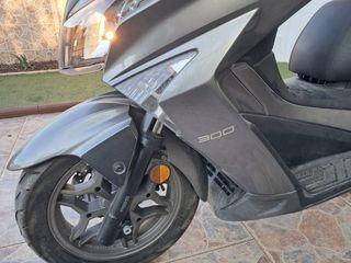 Kymco Grand Dink 300 KS60A