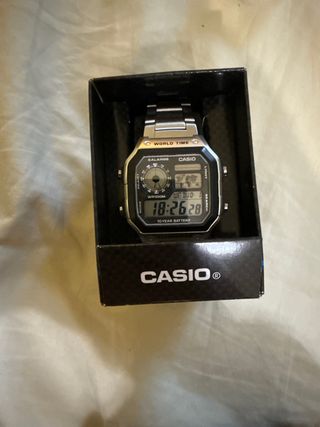 Casio Illuminator AE-1200WHD-1AV Reloj