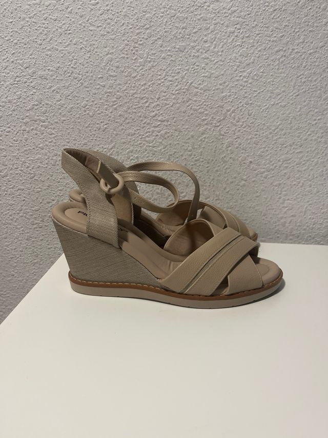 Sandalias Beige