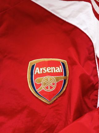 Chaqueta Adidas Arsenal Talla M Roja y Blanca