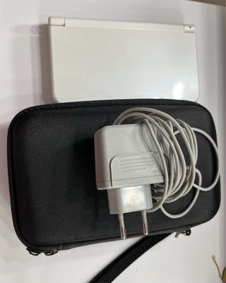Nintendo 3DS XL 10 juegos,funda,cargador...