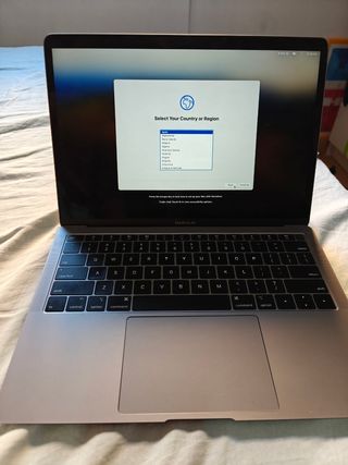 MacBook Air 13" Retina (2019) – Intel i5 / 8GB RAM