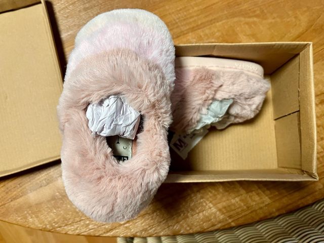 Zapatillas niña Gioseppo rosas talla 24-25