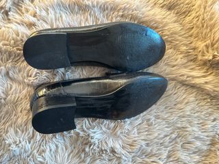 Zapatos de piel auténtica negros