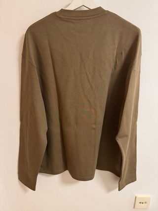 Camiseta Zara verde oliva manga larga T/M