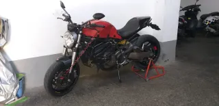 Tapa Colin Ducati Negra