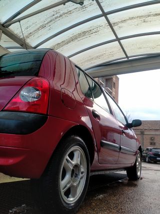 Renault Clio 2001