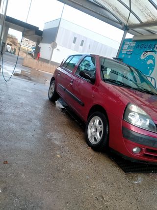 Renault Clio 2001
