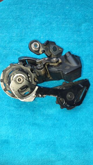 Cambio trasero Shimano Ultegra Di2 8050
AVERIADO
