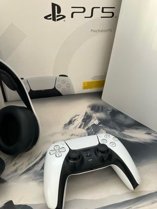 Consola PlayStation 5 Estándar 1TB Blanca