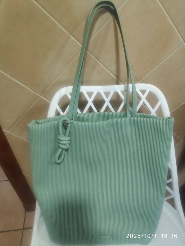 Bolso verde de hombro