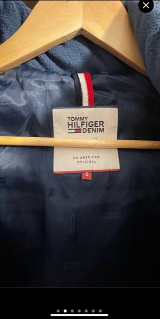 Cazadora Azul Tommy Hilfiger con Capucha
