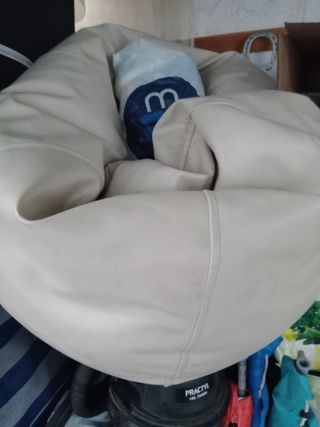 Puff pera grande beige cuero sintético
