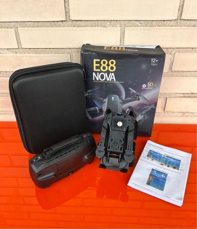 E88 Nova - Mini Drone con Cámara