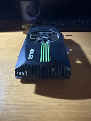 Tarjeta Gráfica ASUS GTX 460