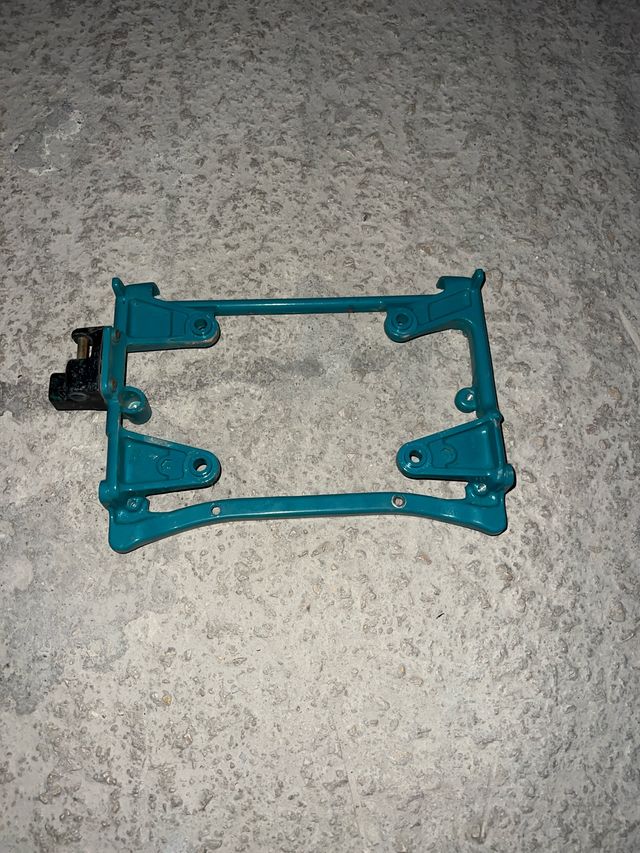 Soporte Parrilla Honda XRV 750 RD04