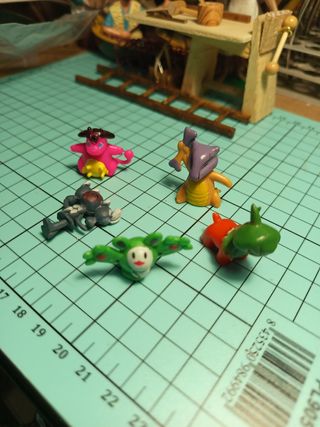 Lote 5 Figuras Pokemon Marowak