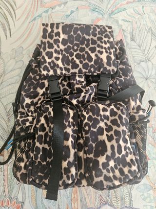 Mochila estampado leopardo
