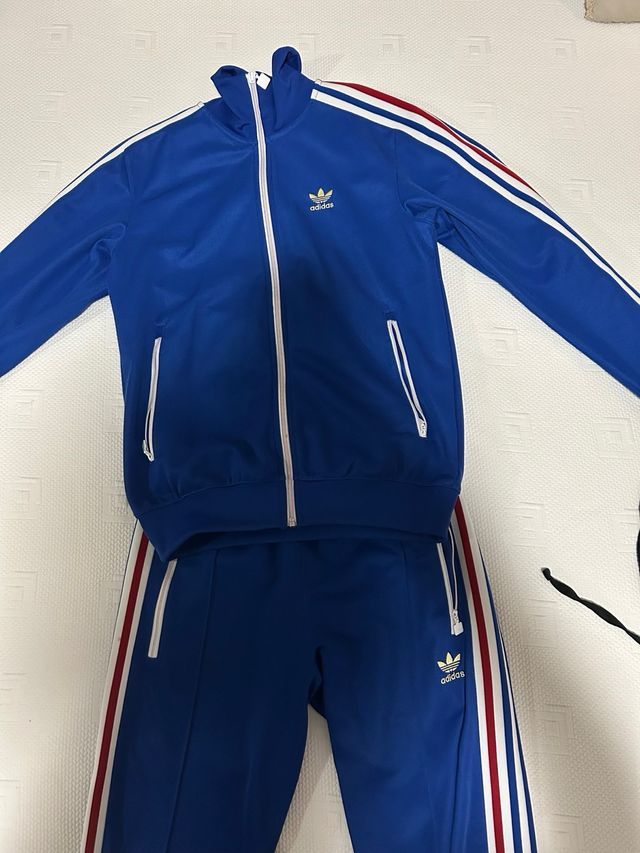 Conjunto Hoodrich azul