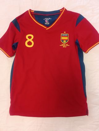 Camiseta de futbol de España. Talla 8-9 años 