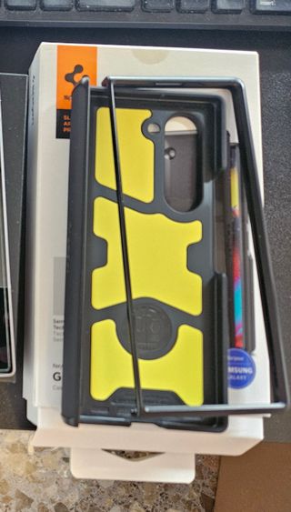 Spigen Slim Armor Pro Funda Galaxy Z Fold6