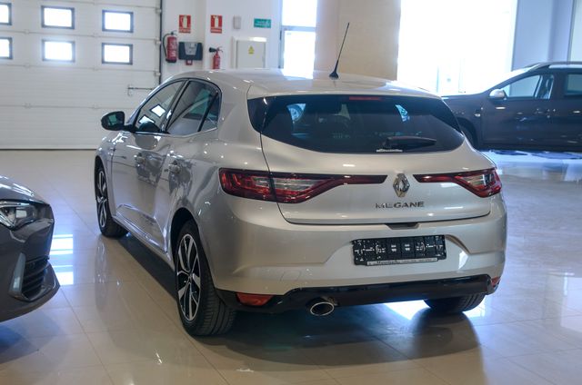 Renault Megane 1.5dCi Blue Bose 85kW
