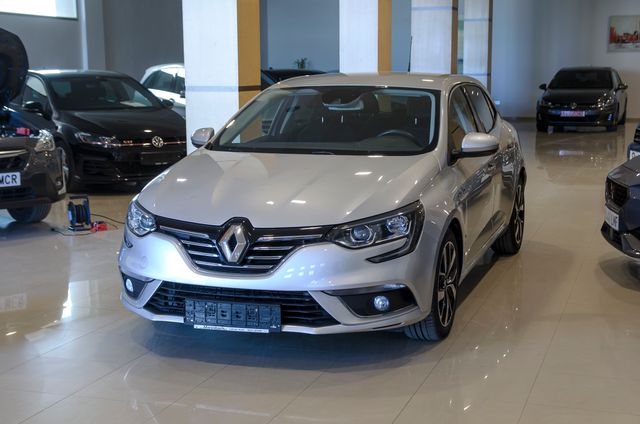 Renault Megane 1.5dCi Blue Bose 85kW