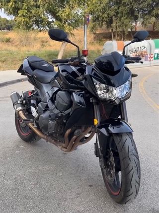 Kawasaki Z750 Negra