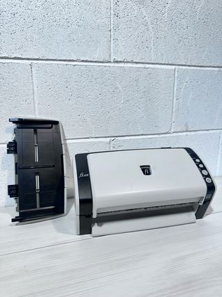  Scanner Professionale Fujitsu fi-6130-USB.
