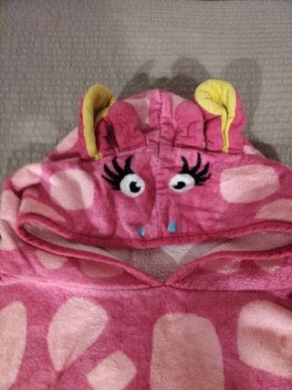 Toalla poncho niña con capucha