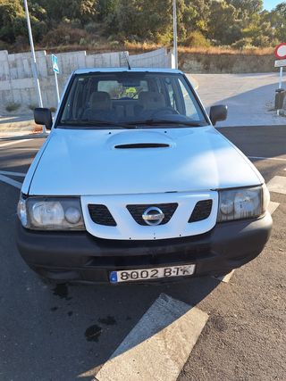 Nissan Terrano II 2002