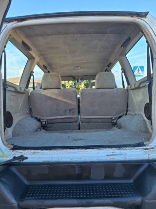 Nissan Terrano II 2002