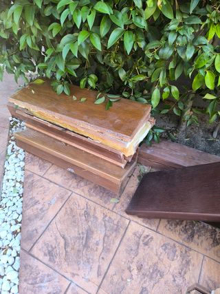 Tarima de nogal 0.90x0.125x0.02cm son 90 m cuadrad